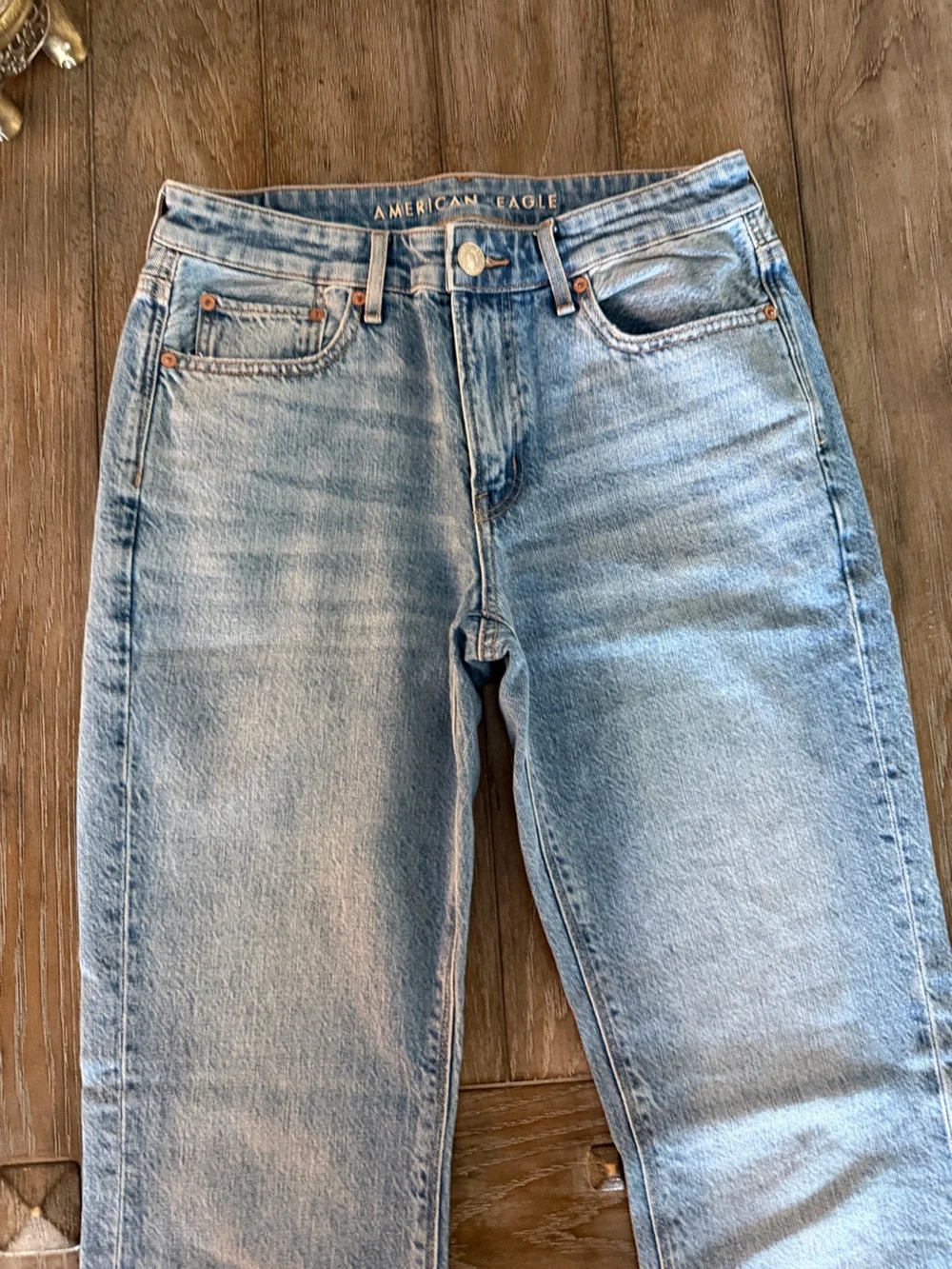 American Eagle Outfitters 90’s Bootcut Light Blue Jeans - Picture 4 of 13
